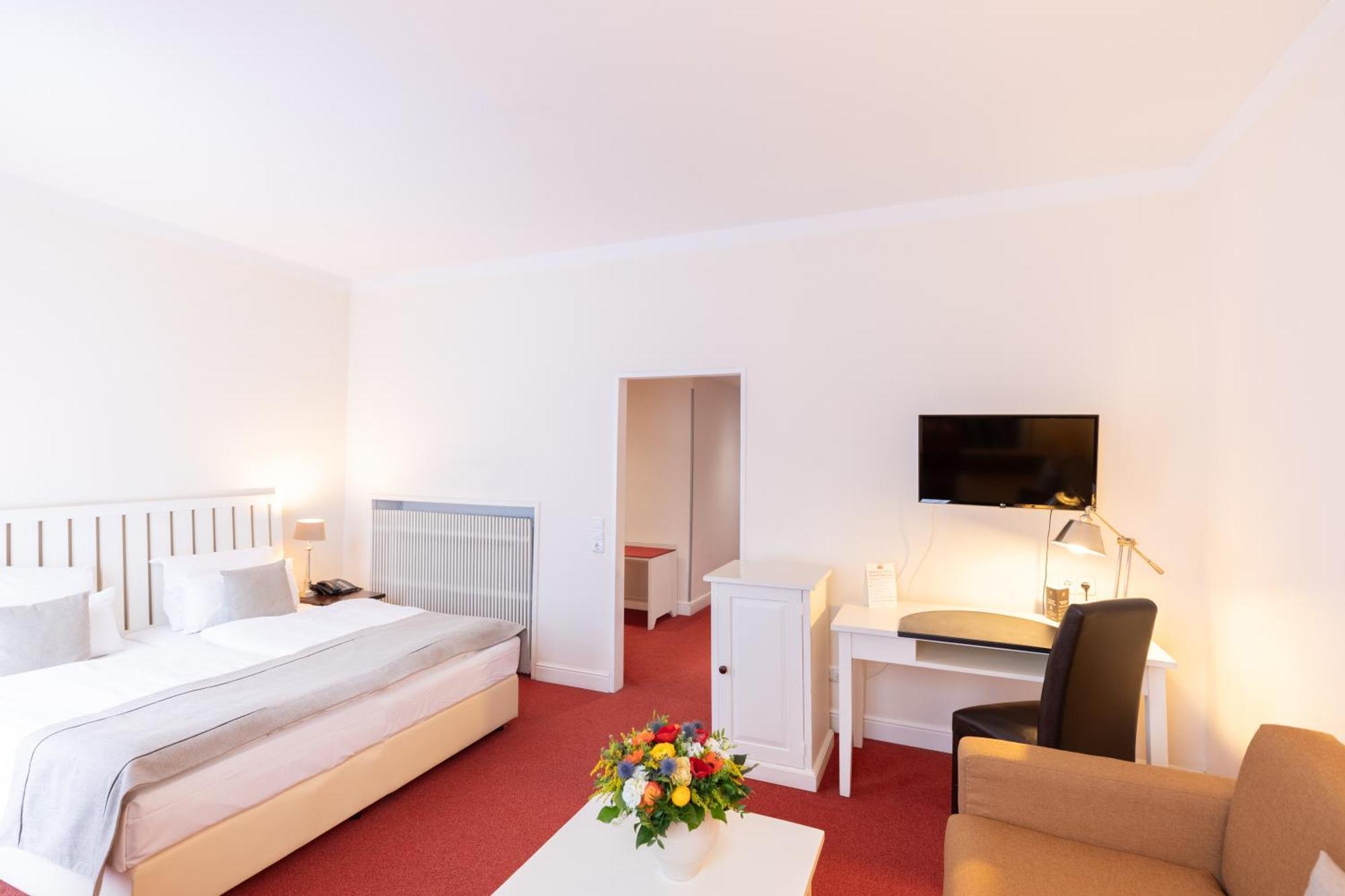โนวุม โฮเต็ล เบรเมอร์ เฮาส์ แอม ฮุพบาห์นอฟ Hotel เบรเมน ภายนอก รูปภาพ