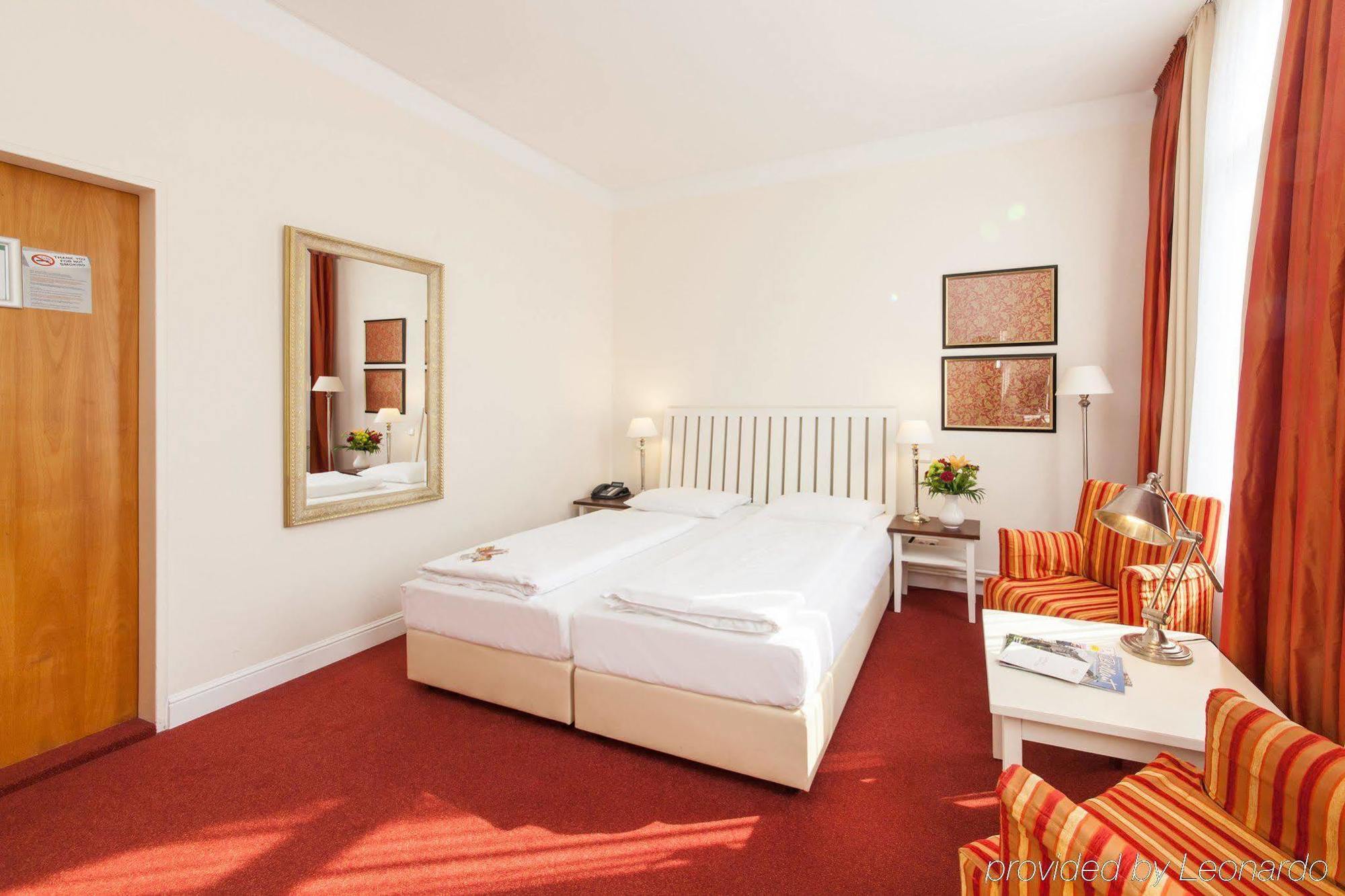 โนวุม โฮเต็ล เบรเมอร์ เฮาส์ แอม ฮุพบาห์นอฟ Hotel เบรเมน ภายนอก รูปภาพ